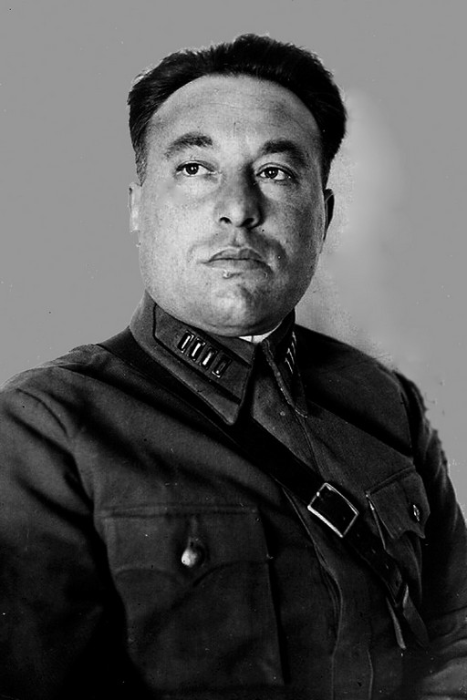 Мамин брат Каган Моисей Волькович, погиб в Польше в 1945 году
